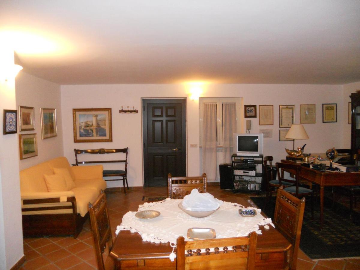Villa Eleonora Formia Exterior foto